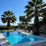 Villa Keshi