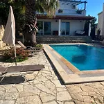 Keshi Villa *