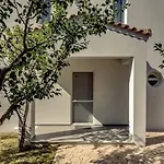 Keshi Villa *