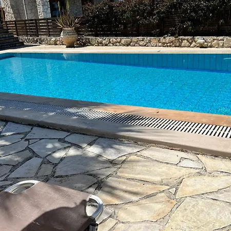 Keshi Villa